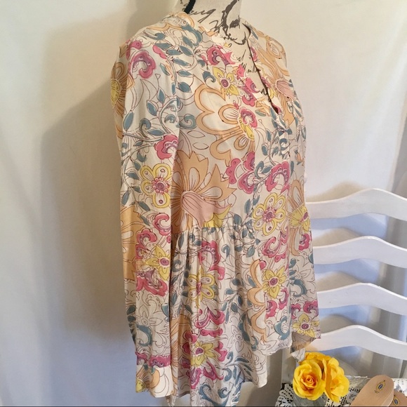 Anthropologie Tops - Anthropologie • Maeve tunic size 2